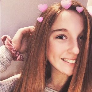 Meet your Posher, Becca